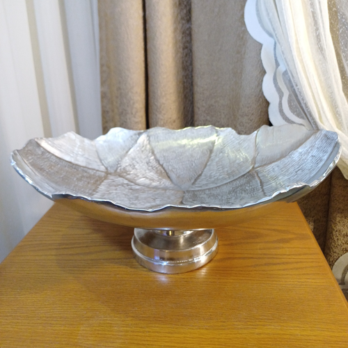 luxury-oval-pedestal-fruit-bowl