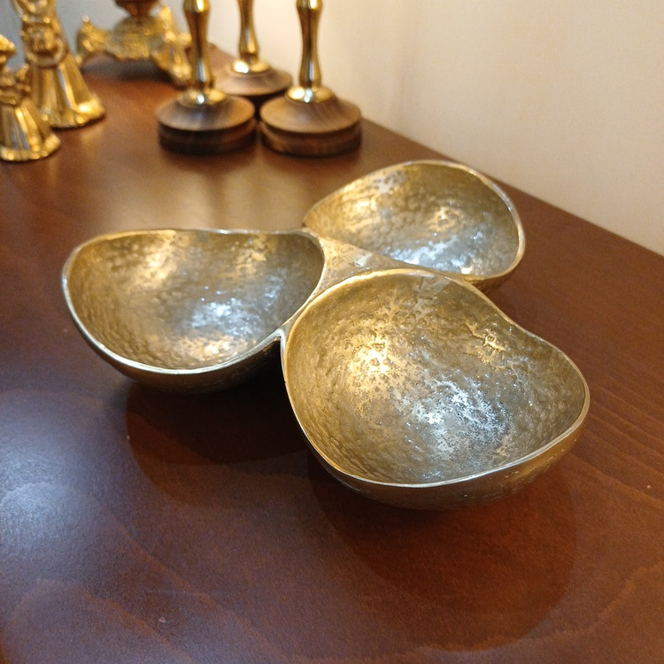 hammered-aluminum-three-piece-serving-set.jpg