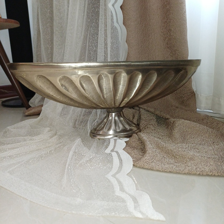 Modern decorative aluminum vase with Kashkool-inspired design and elegant metallic finish.