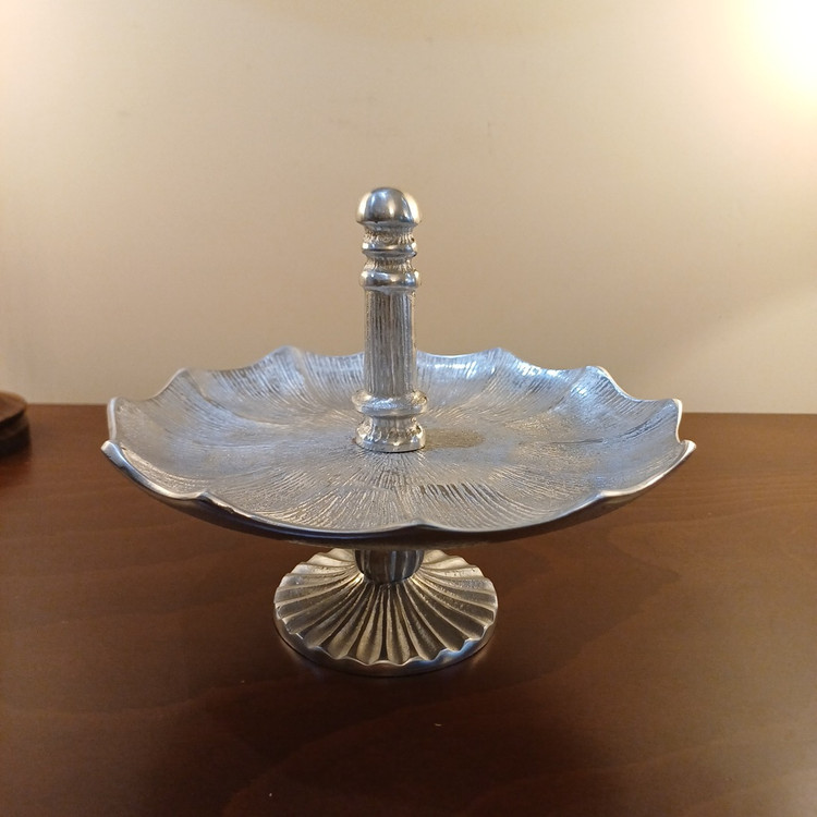 Stylish liner-pattern aluminum serving dish designed for serving desserts, chocolates, and pastries.
