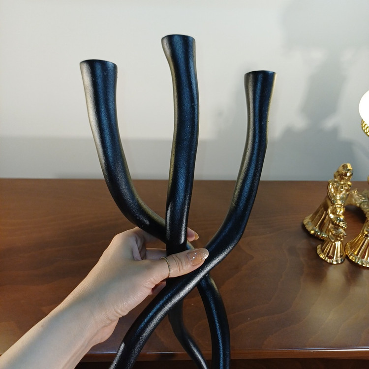 Luxury modern three-light candle holder for home decor