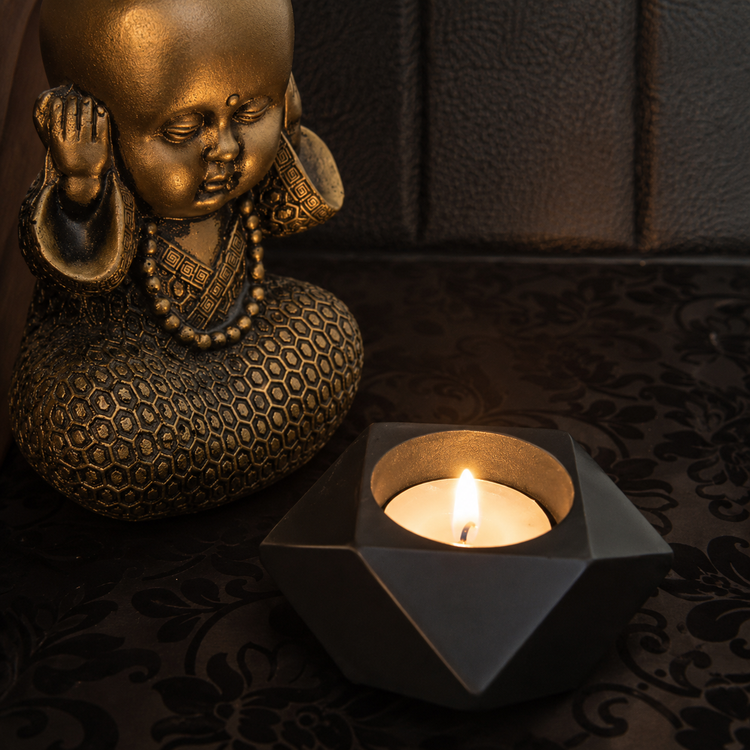 luxury-aluminum-geometric-candlestick.jpg