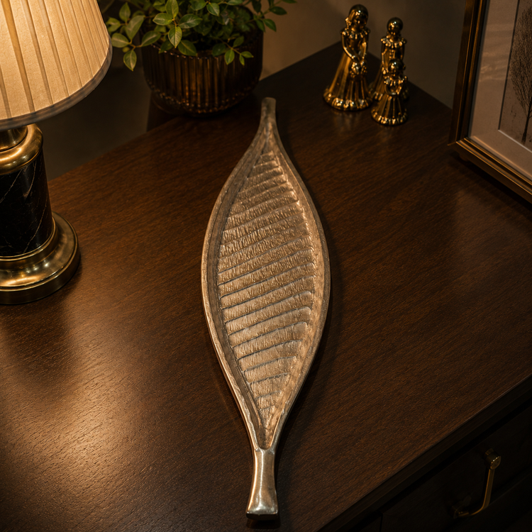 elongated-leaf-serving-dish.jpg