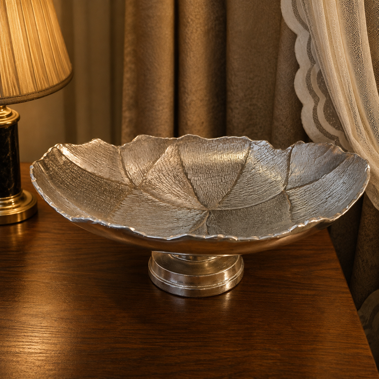 oval-cut-design-pedestal-fruit-bowl.jpg