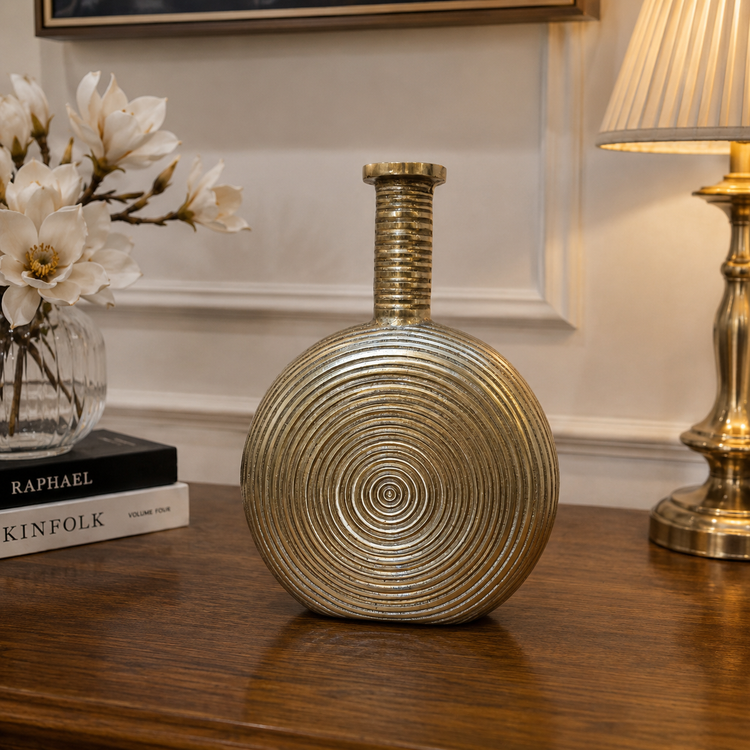 siran-modern-aluminum-vase.jpg