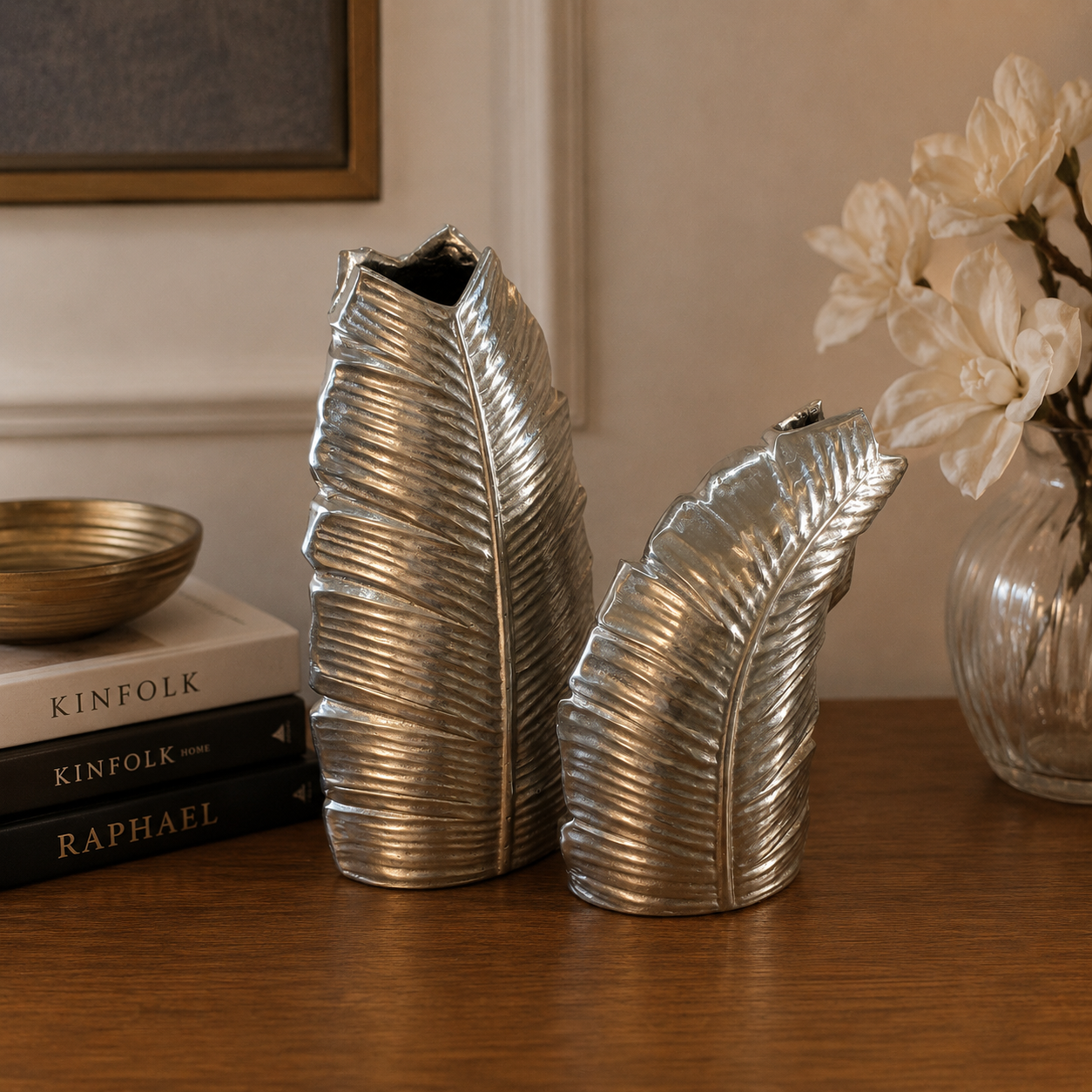 parazin-decorative-aluminum-vase.jpg