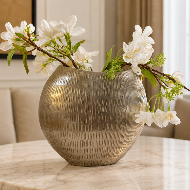 mahtab-aluminum-decorative-vase.jpg