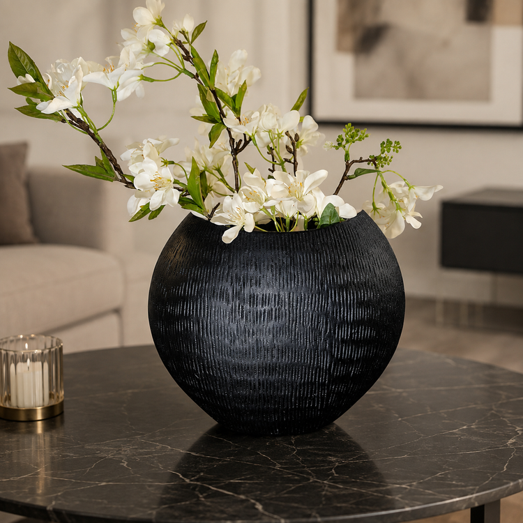 mahtab-luxury-aluminum-vase.jpg