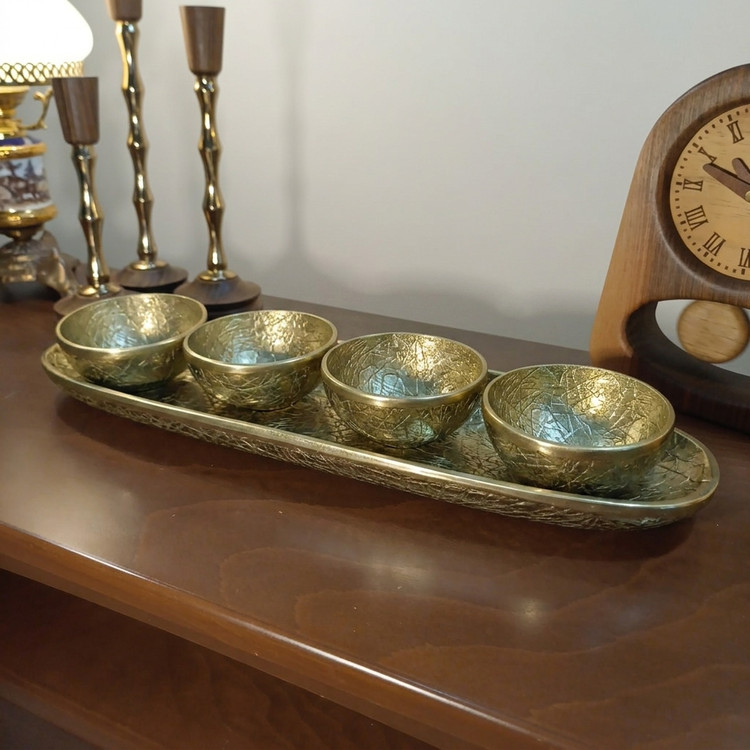 اردو خوری ۴ پیاله آلومینیومی مدل خطی (ظرف پذیرایی لوکس)