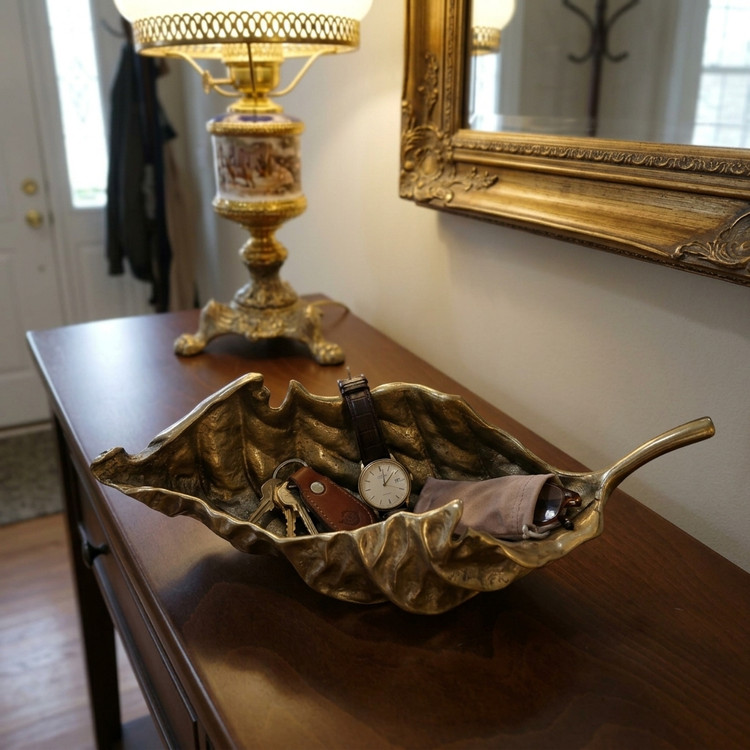 Chin-Barg aluminum decorative and serving dish